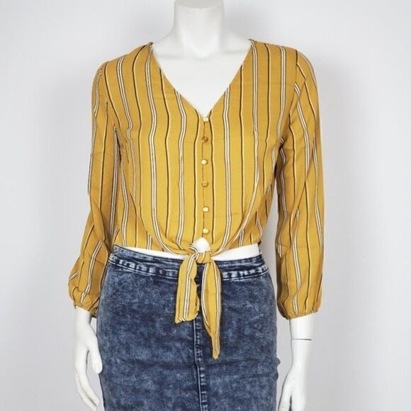 AMBIANCE  Women's Button Down Blouse Crop Top  3/4 Sleeve - Picture 1 of 3